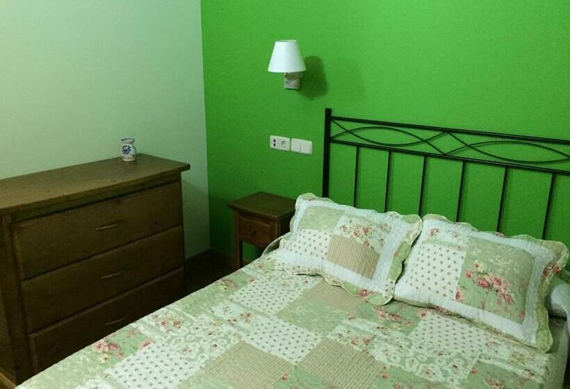 غرفة قياسية, La Casuca Del Esbardu