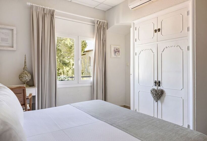 Номер Стандарт, La Goleta