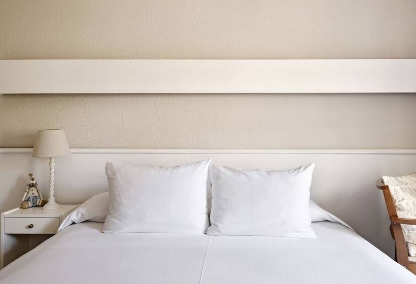 Номер Стандарт, La Goleta