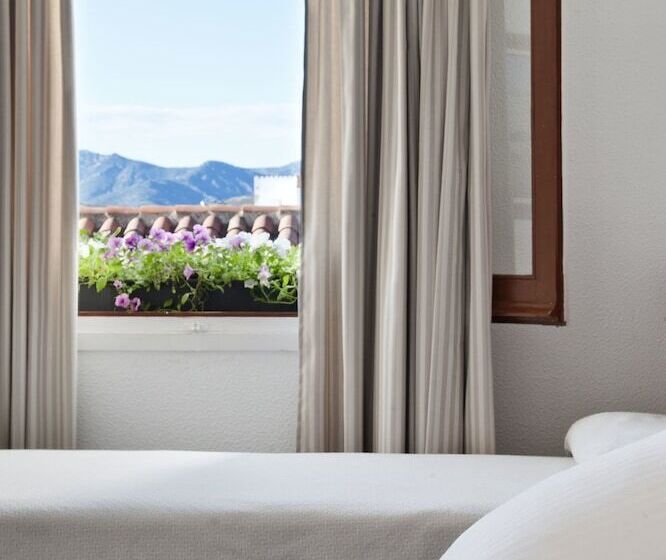 Quarto Triplo Economy, La Goleta