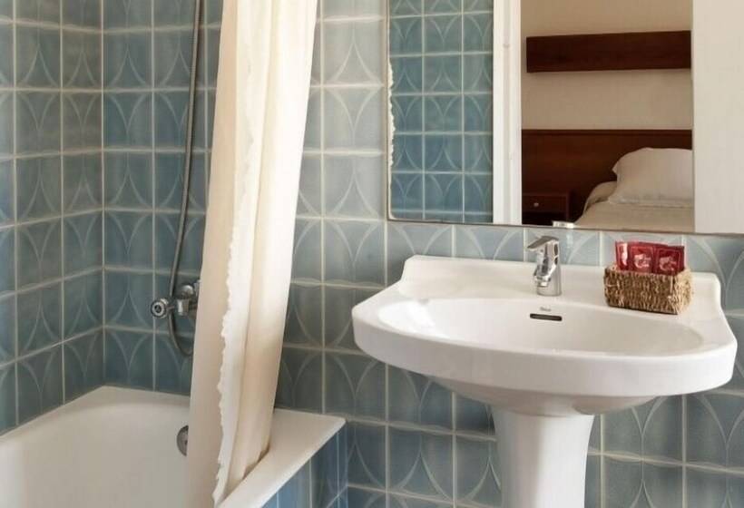 Трежместный Номер Economy, La Goleta