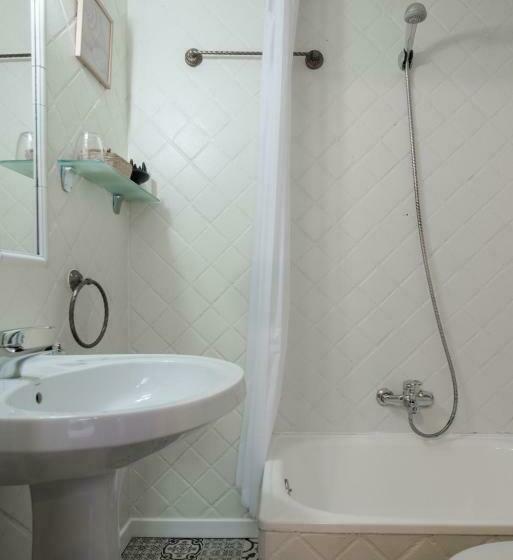 スタンダードルーム, La Joyuca Del Pas