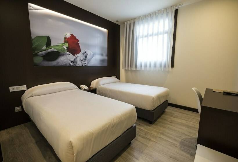 スタンダードルーム, La Posada De Roces