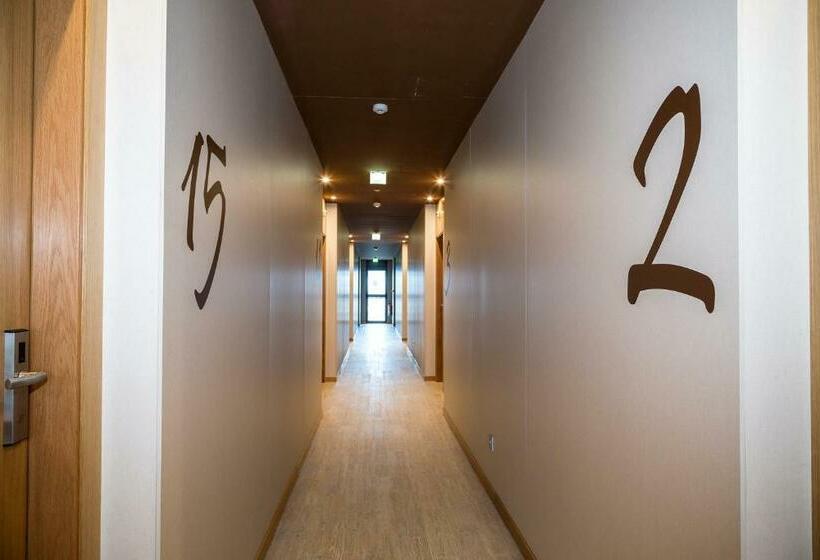 スタンダードルーム, La Posada De Roces