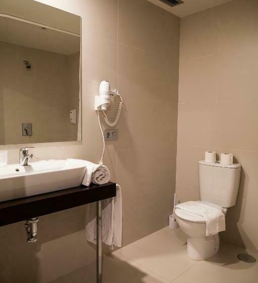 スタンダードルーム, La Posada De Roces