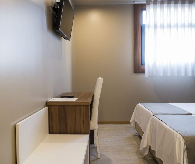 スタンダードルーム, La Posada De Roces