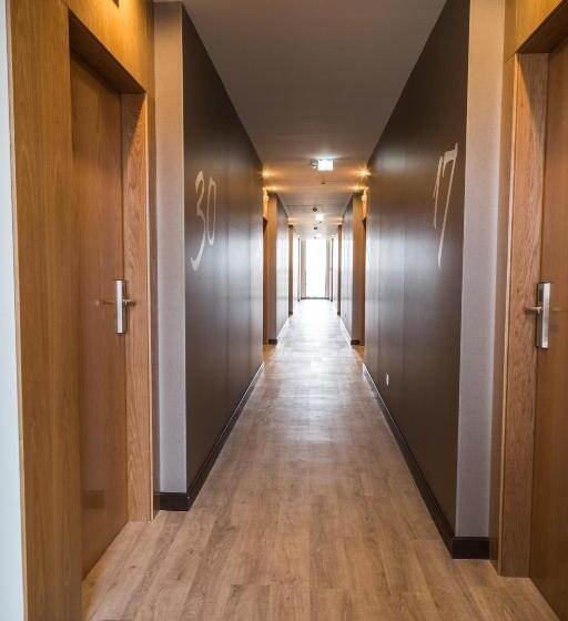 スタンダードルーム, La Posada De Roces