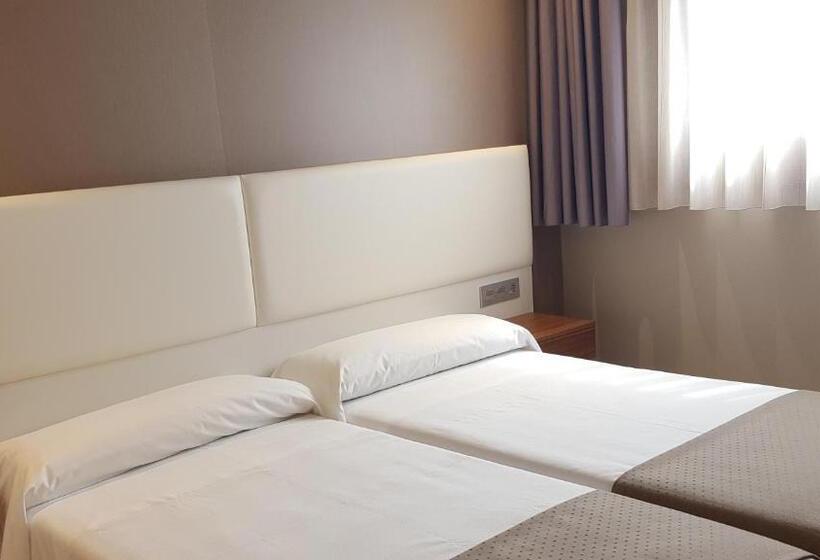 スタンダードルーム, La Posada De Roces