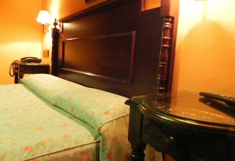 غرفة قياسية, La Posada Del Rey