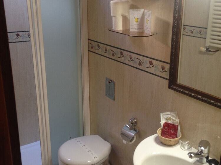 غرفة قياسية, La Posada Del Rey