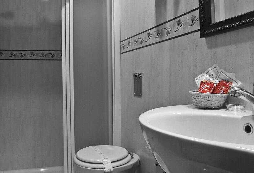 غرفة قياسية, La Posada Del Rey