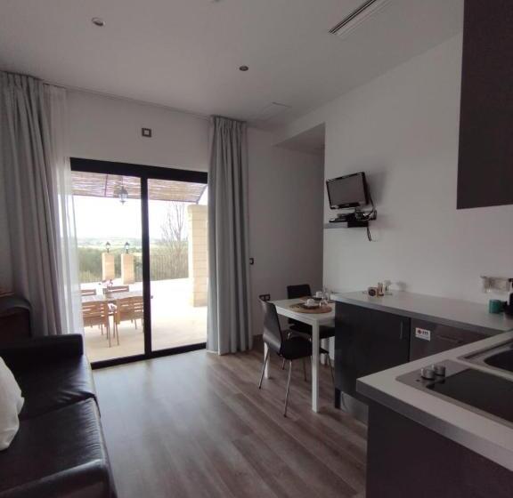 수피리어 룸, Mater Ariany