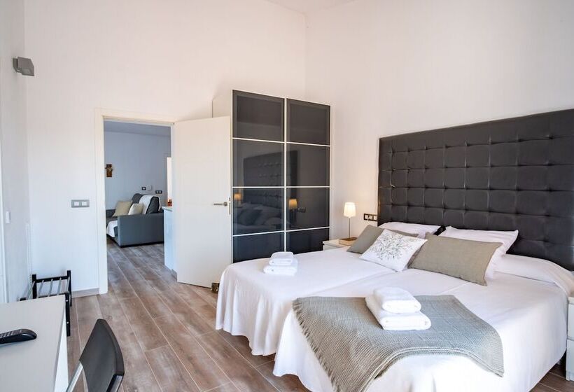 패밀리 스위트, Mater Ariany