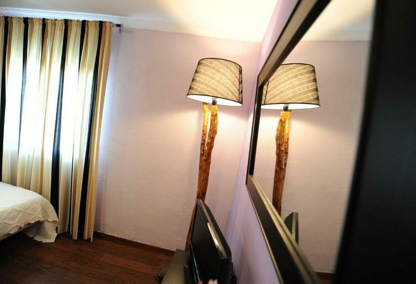 חדר סטנדרט, Montearoma