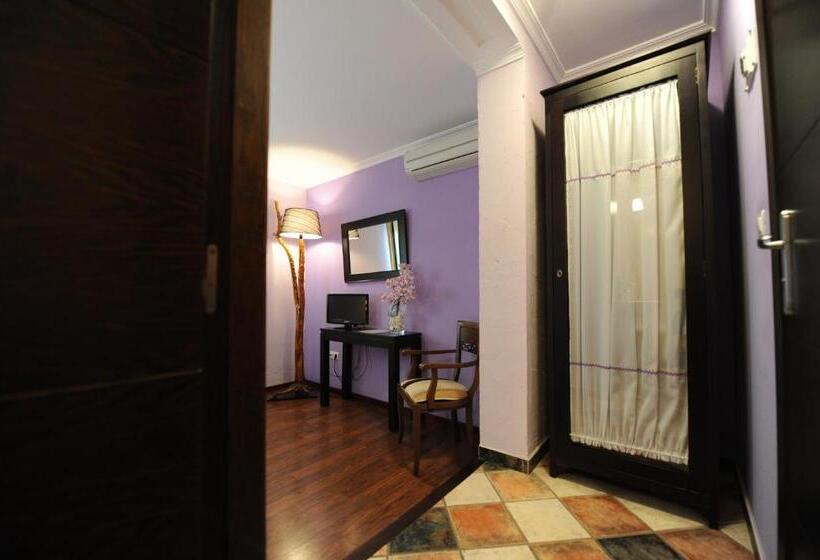 חדר קומפורט יחיד, Montearoma