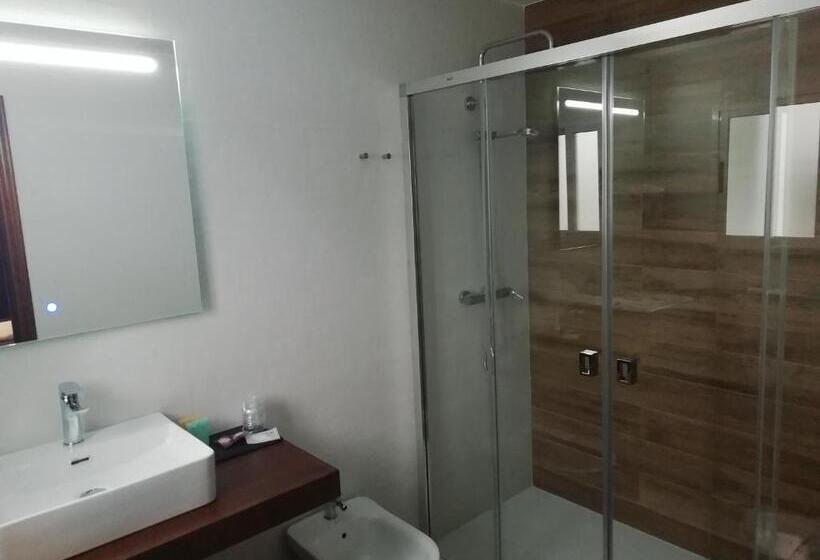 סוויטה, Montearoma