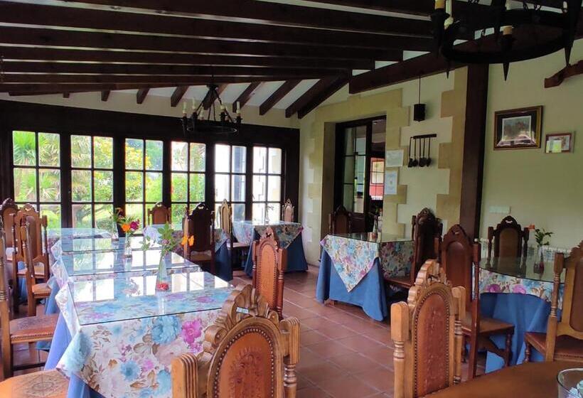 Номер Стандарт с Балконом, Posada Rio Cubas