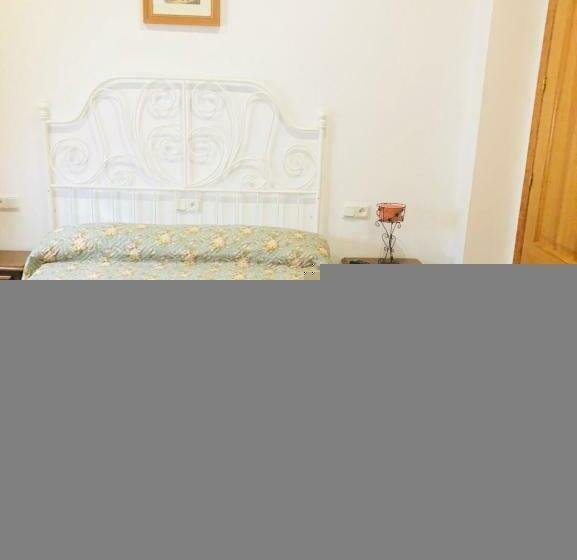 3-Bett-Standardzimmer, Restaurante Calderon