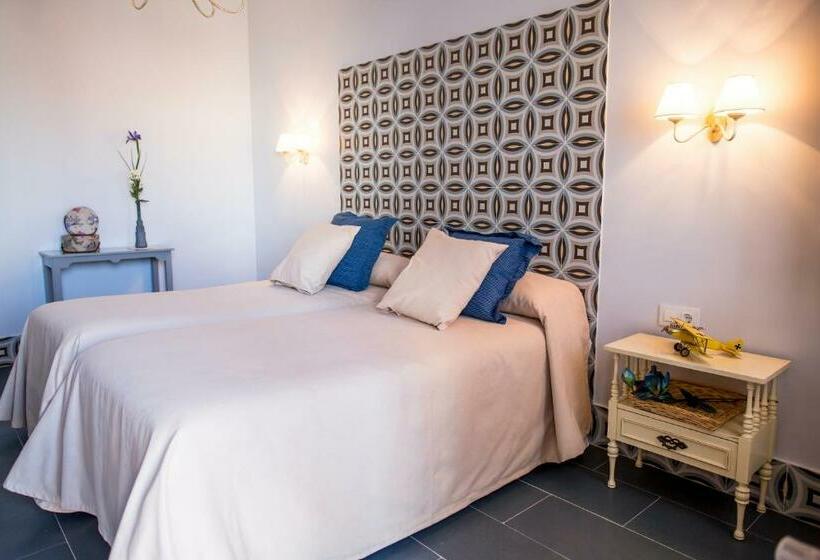 Номер Стандарт Вид на Сад, Rural Sisapo