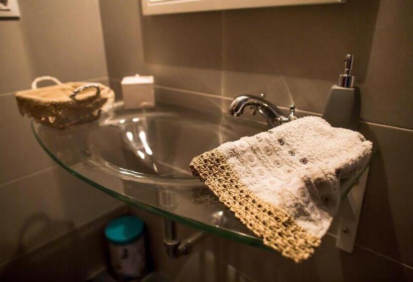 Номер Стандарт Вид на Сад, Rural Sisapo