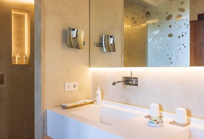 Номер Стандарт, Rural Xereca