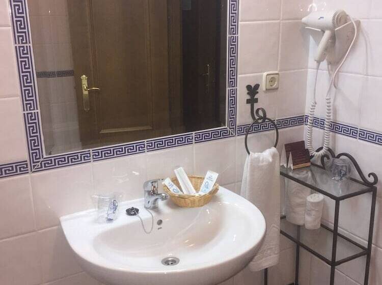 غرفة قياسية, Sierra De Ubrique