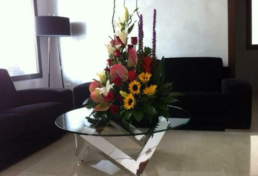 غرفة قياسية, Visit