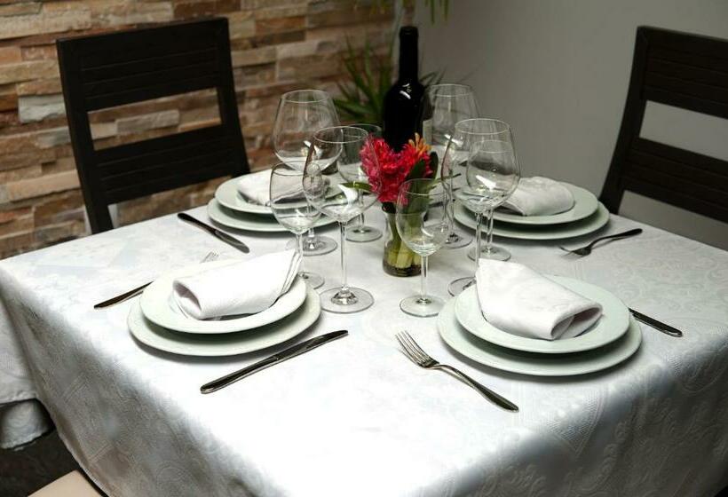 غرفة قياسية, Visit