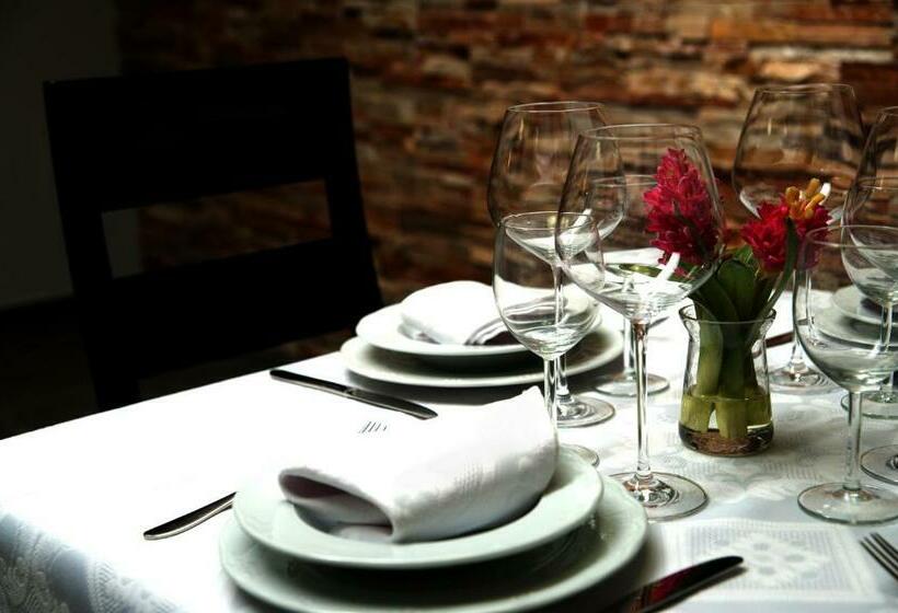 غرفة قياسية, Visit