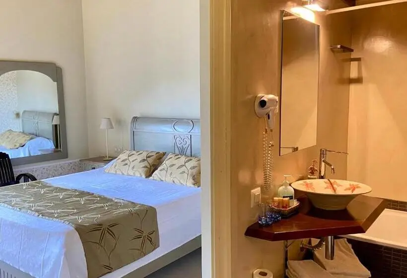 スタンダードルーム, Petit Hotel De Riu