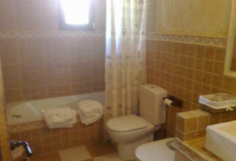 غرفة قياسية, Complejo Rural El Marañal