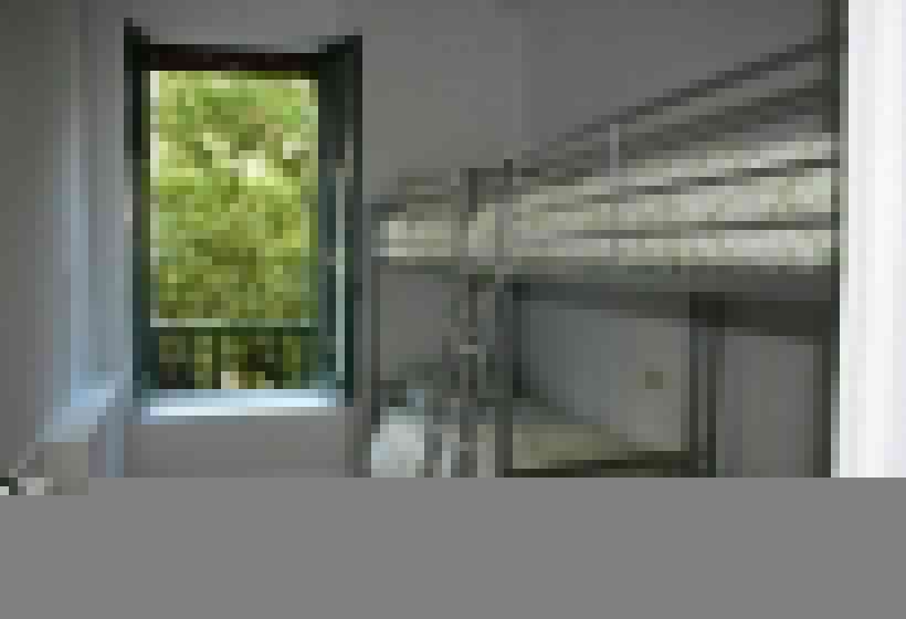 Кровать в Общей Комнате, Aloha Hostel