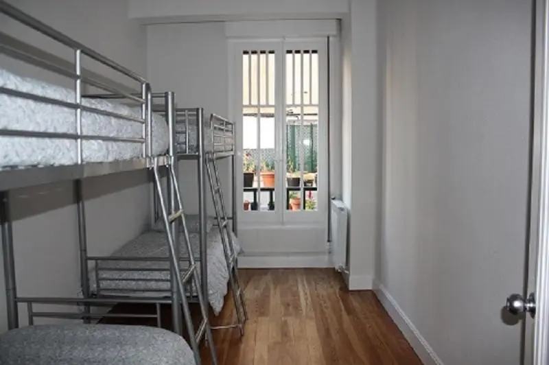 Vuode Makuusalissa, Aloha Hostel