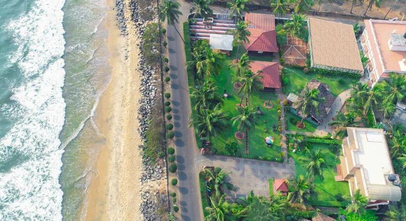 غرفة قياسية, Asokam Beach Resort