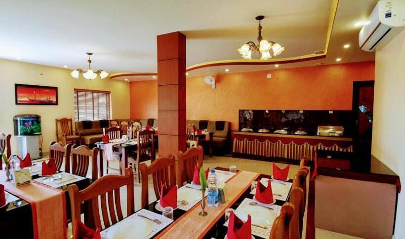 غرفة قياسية, Asokam Beach Resort