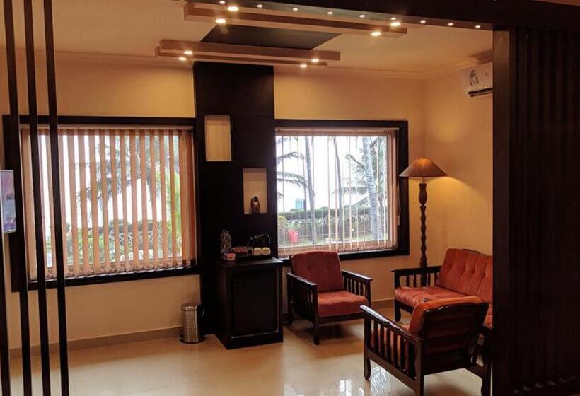 جناح, Asokam Beach Resort