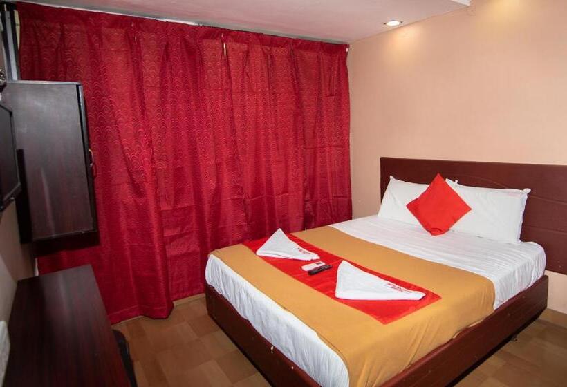 スタンダードルーム, Boopathi