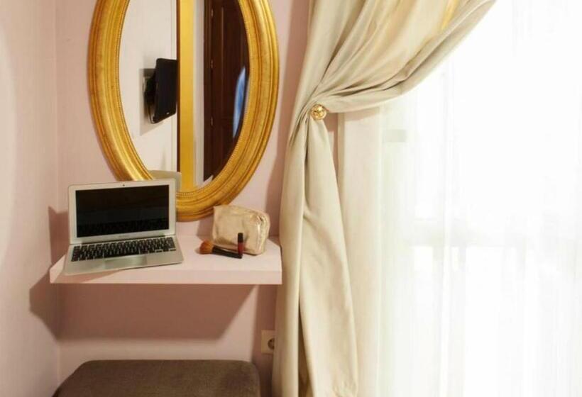 اتاق استاندارد با بالکن, Boutique Villa Lorena By Charming Stay Adults Recommended