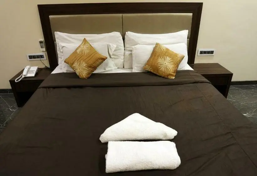Chambre Deluxe, Jawahar