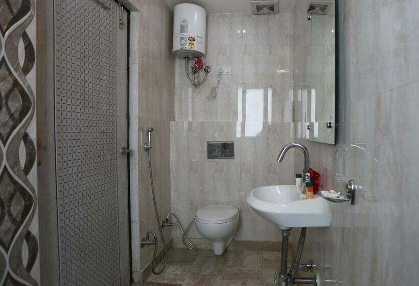 اتاق استاندارد, Laxman Resort By The Golden Taj Group &hotels