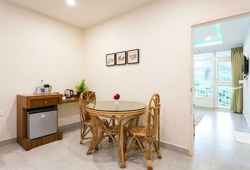 スイート, Monsoon Grande