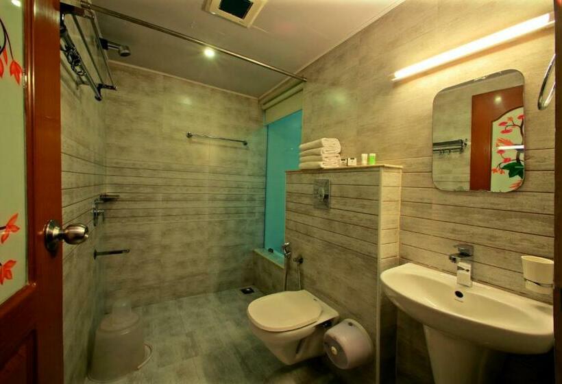 スイート, Monsoon Grande