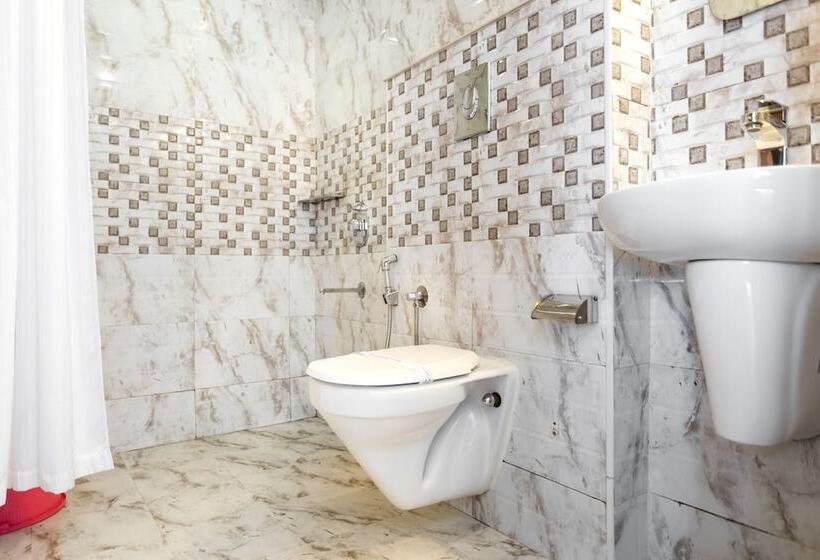 デラックスルーム, Monsoon Grande