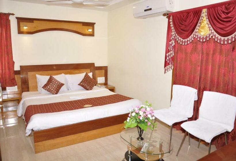 Studio Standard, Sri Sarvesha Js Palace Temple View