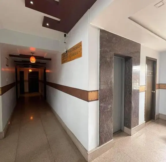 キングサイズベッドのデラックスルーム, Sundaram Palace