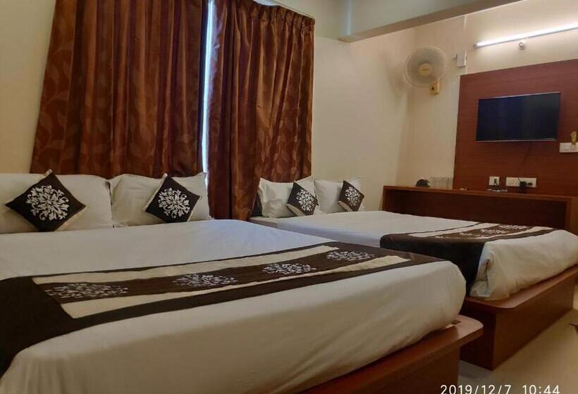 四人标准间, The Grand Inn Mysore