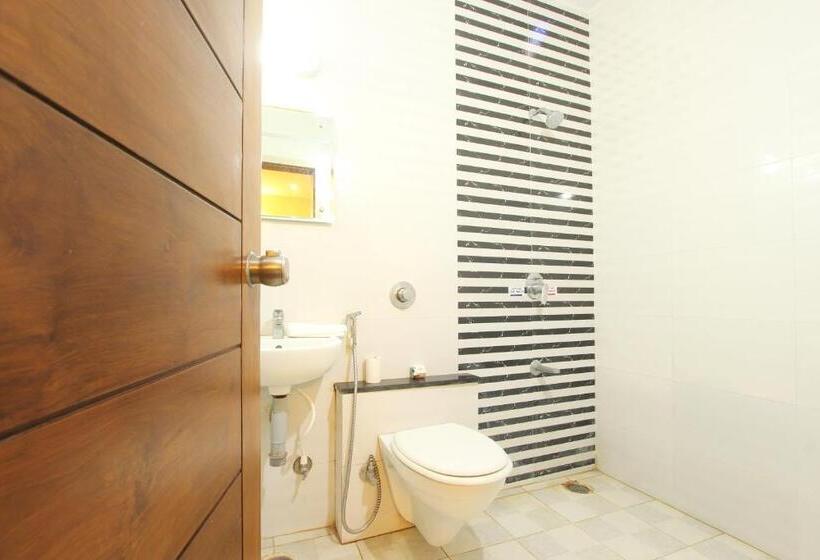 Четырехместный Номер Стандарт, The Grand Inn Mysore