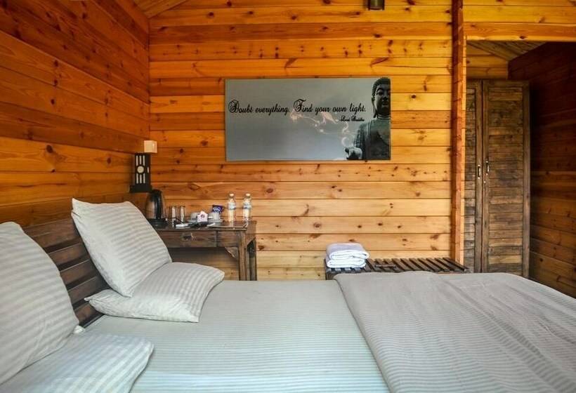 1间卧室的房子, Lotus Sutra