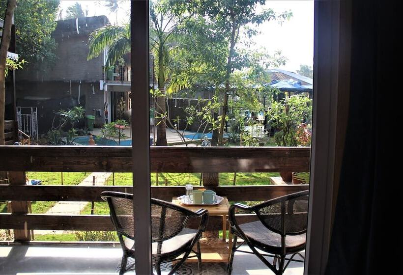 1间卧室的房子, Lotus Sutra