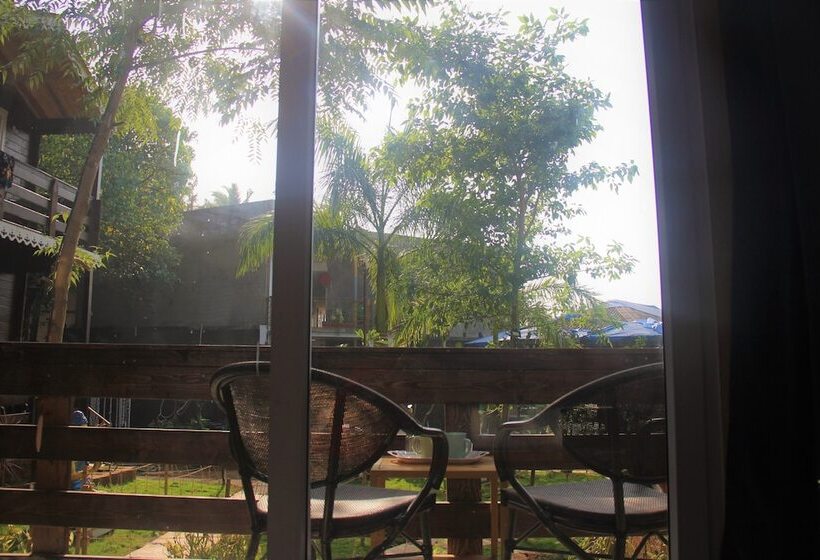 1间卧室的房子, Lotus Sutra